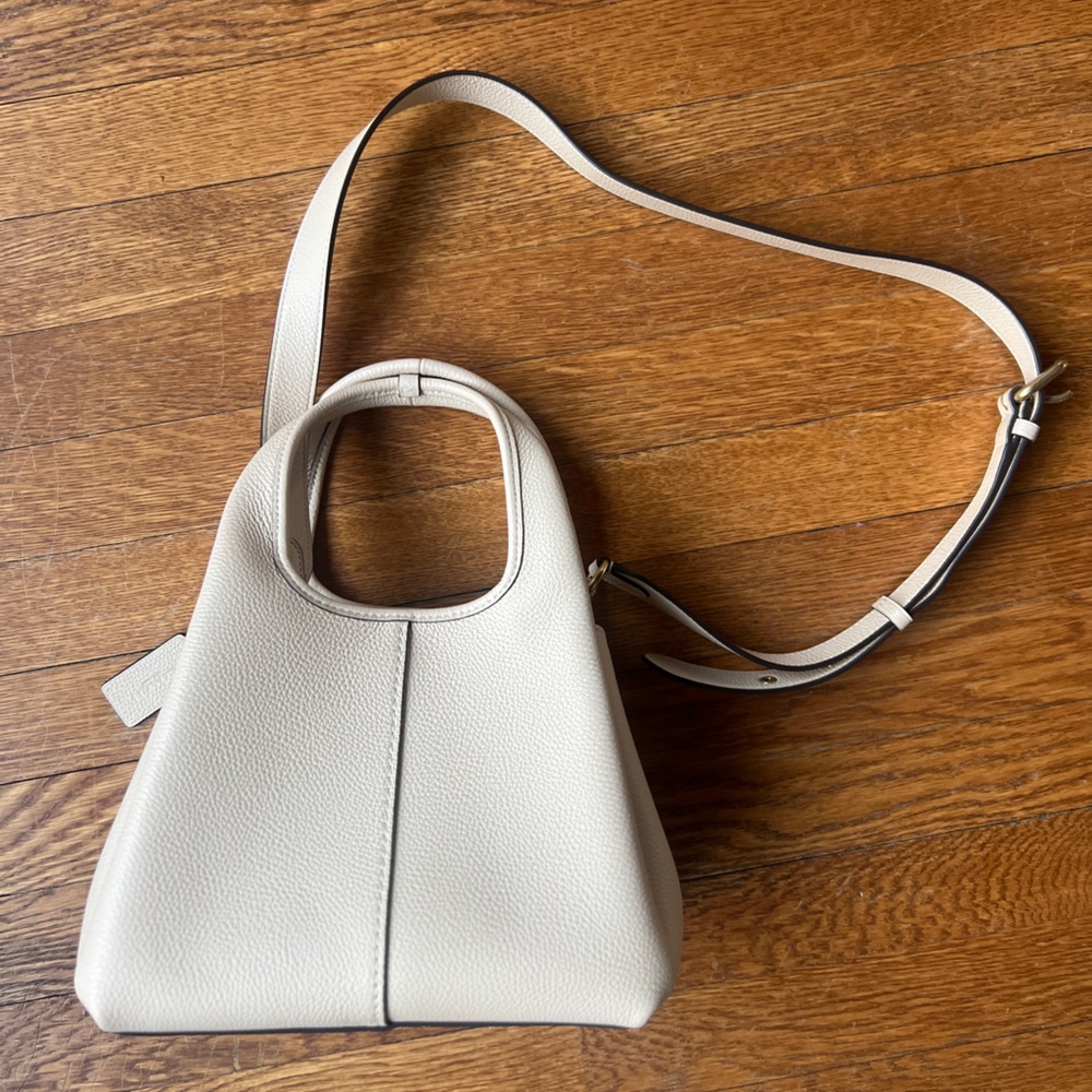 Coach Lana 23 Shoulder Bag in Ivory - Picture 3 of 5